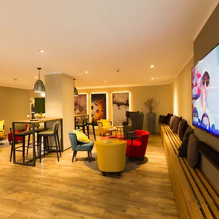 Amedia City, Trademark Collection By Wyndham 3* זיגן